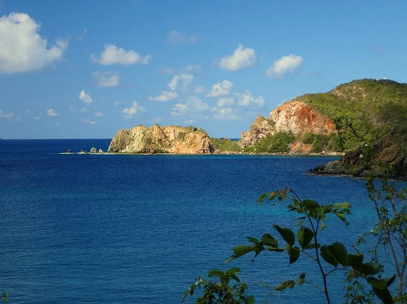 Yawzi Point Trail